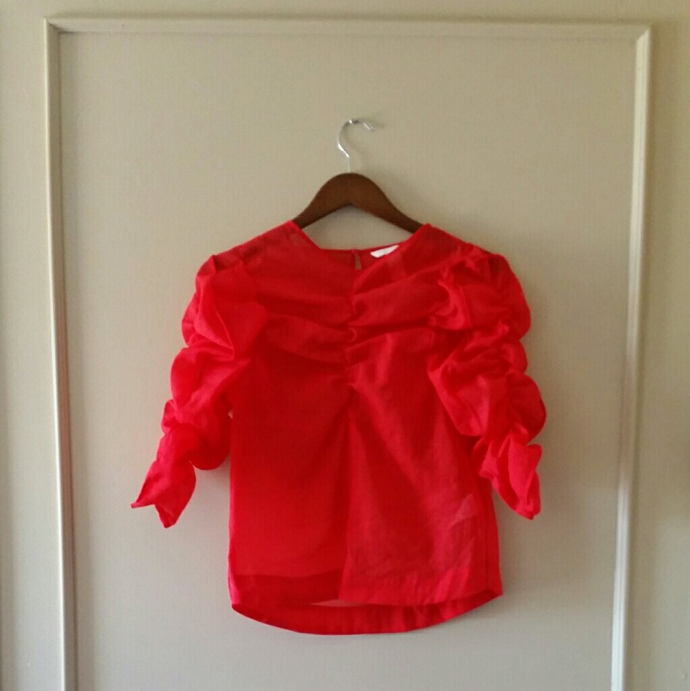 H&M Red Ruffled top - Picture 2 of 4